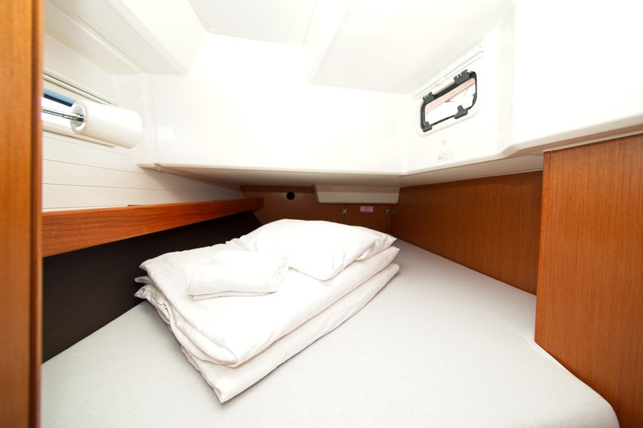 Bavaria Cruiser 41, MH 58 | Noleggio di Yacht Croazia