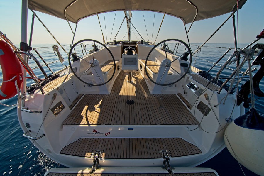 Bavaria Cruiser 41, MH 72 | Yacht Charter Croatia