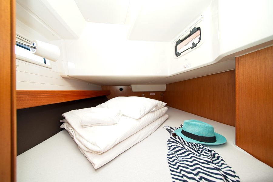 Bavaria Cruiser 41, MH 72 | Yacht Charter Croatia