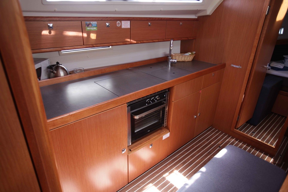 Bavaria Cruiser 41S, Heroes | Yachtcharter Kroatien