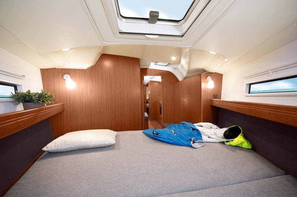 Bavaria Cruiser 41S, China Girl | Noleggio di Yacht Croazia