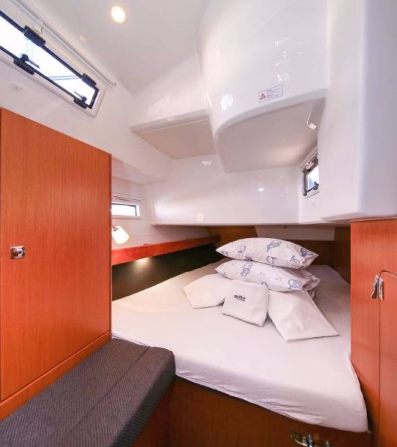 Bavaria Cruiser 41S, Neo Star III (16) | Yachtcharter Kroatien
