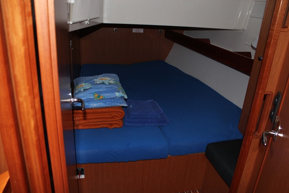 Bavaria Cruiser 45, Bella Blue | Yacht Charter Croatia