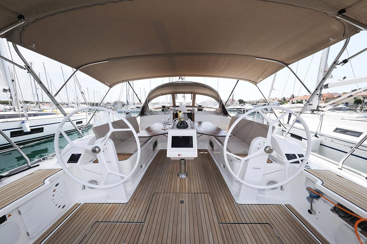 Bavaria Cruiser 46 Style, Sunshine | Yacht Charter Croatia