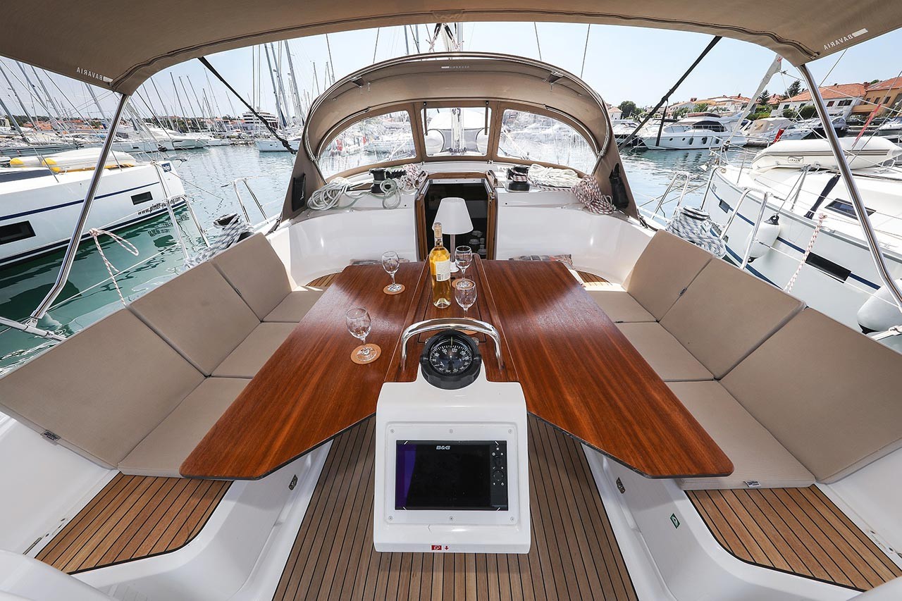 Bavaria Cruiser 46 Style, Sunshine | Yacht Charter Croatia