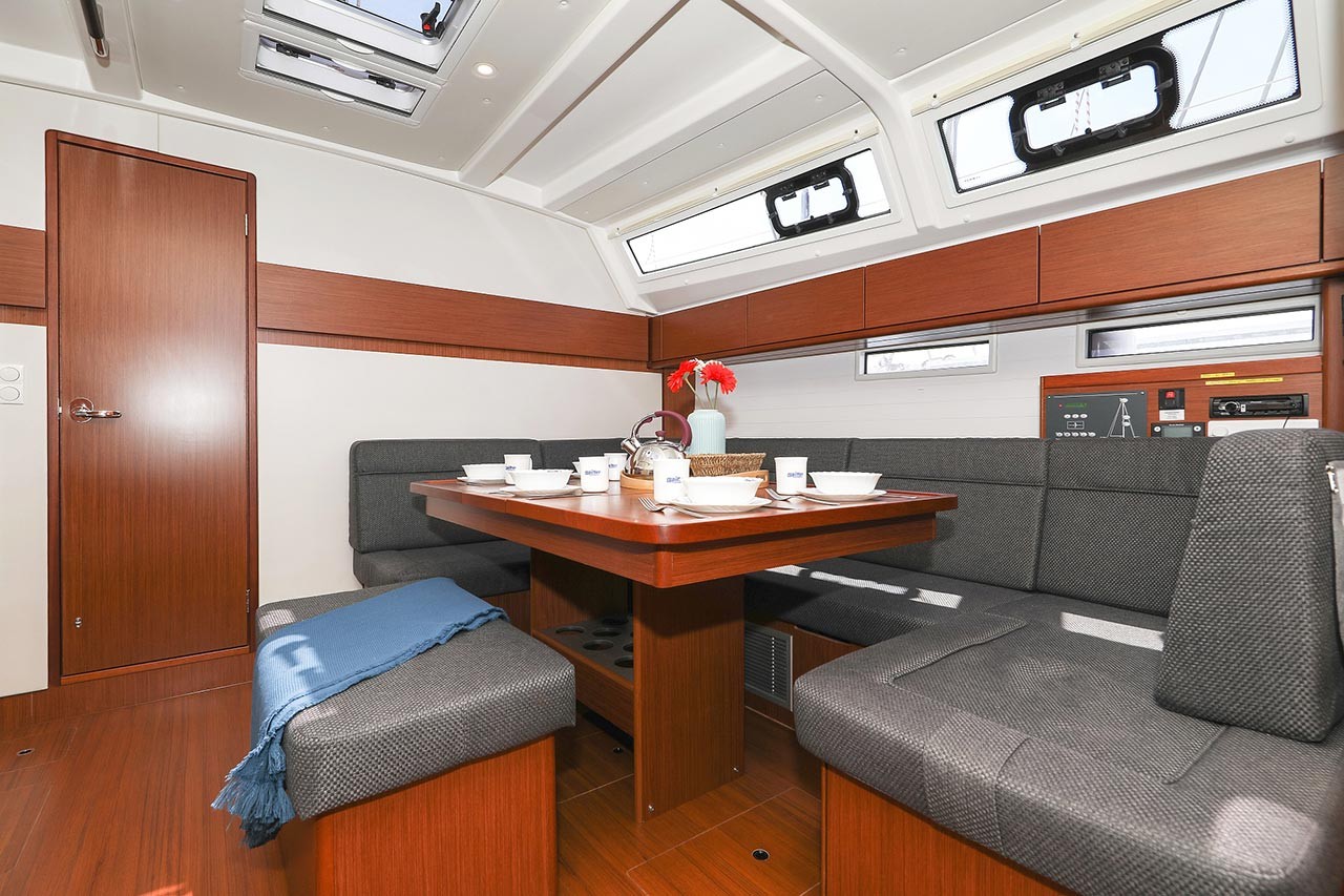 Bavaria Cruiser 46 Style, Sunshine | Yacht Charter Croatia