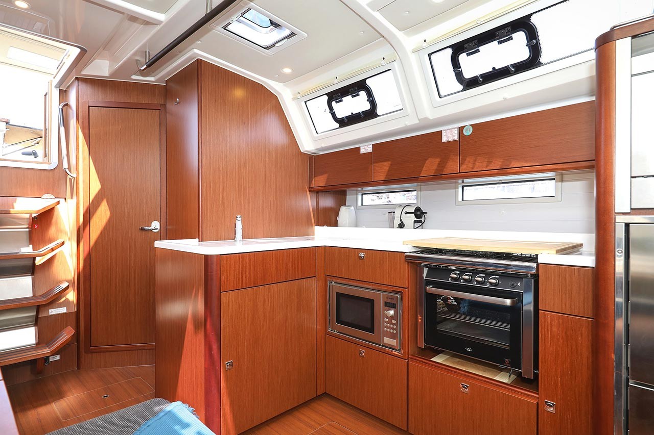 Bavaria Cruiser 46 Style, Sunshine | Yacht Charter Croatia
