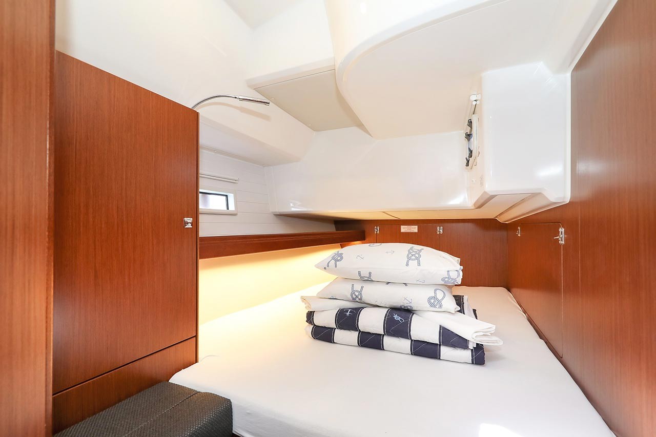 Bavaria Cruiser 46 Style, Sunshine | Yacht Charter Croatia