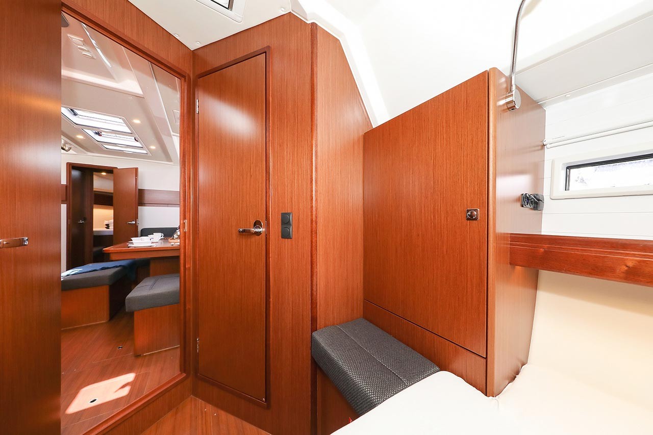 Bavaria Cruiser 46 Style, Sunshine | Yacht Charter Croatia