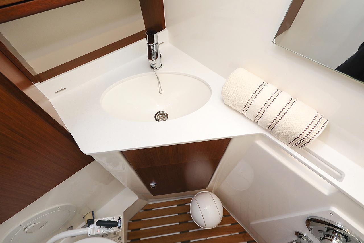 Bavaria Cruiser 46 Style, Sunshine | Yacht Charter Croatia