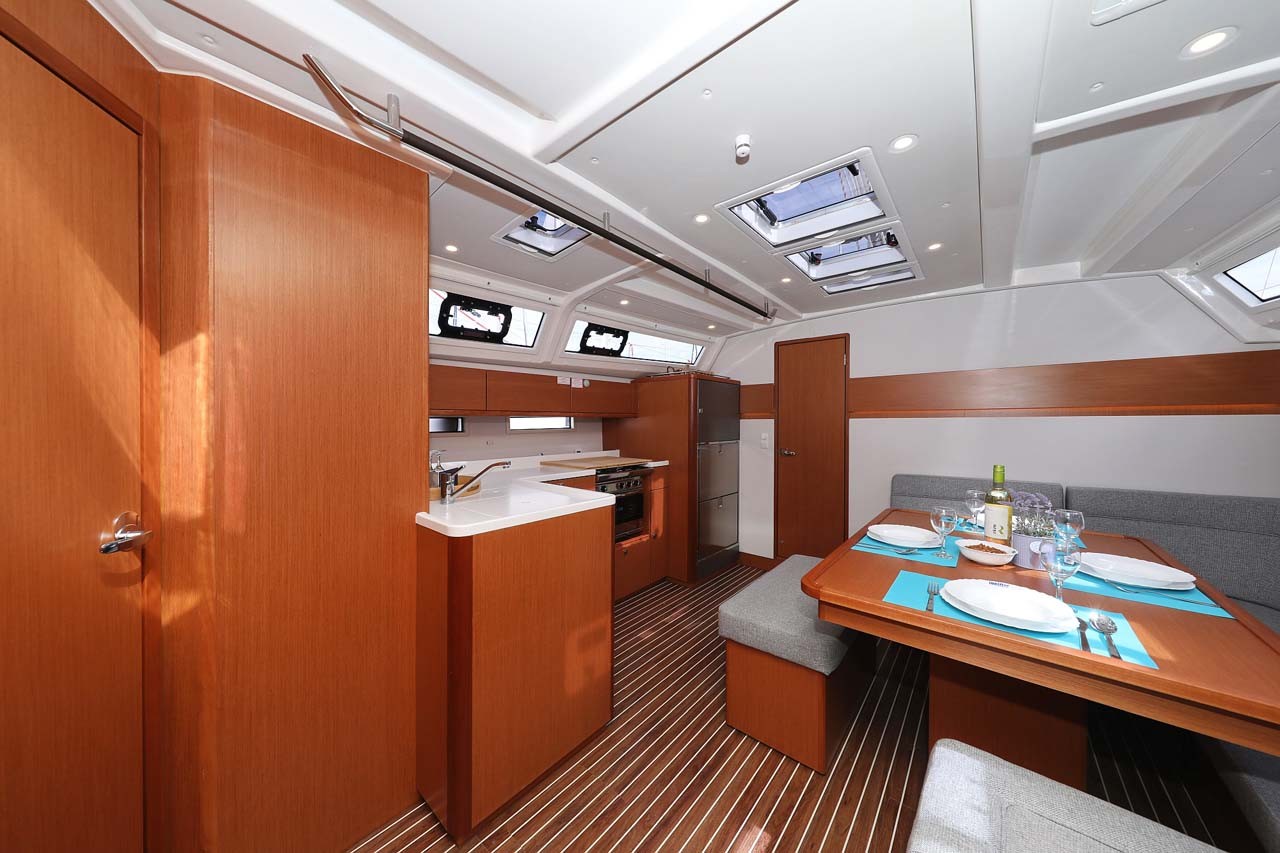 Bavaria Cruiser 46 Style, Cala Mawa | Yachtcharter Kroatien