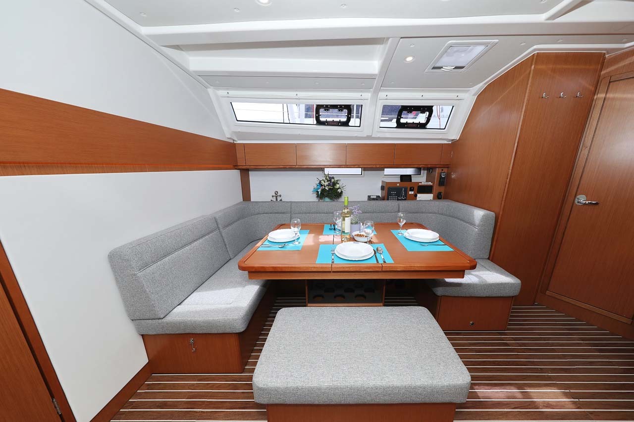 Bavaria Cruiser 46 Style, Cala Mawa | Yachtcharter Kroatien