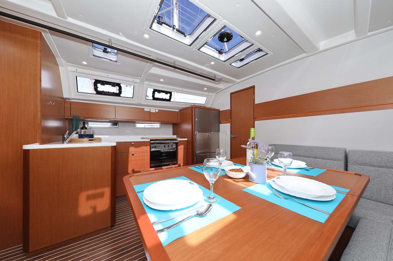 Bavaria Cruiser 46 Style, Cala Mawa | Yachtcharter Kroatien