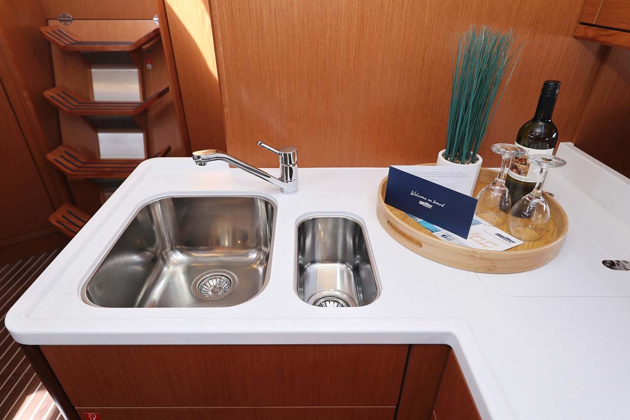 Bavaria Cruiser 46 Style, Cala Mawa | Yachtcharter Kroatien
