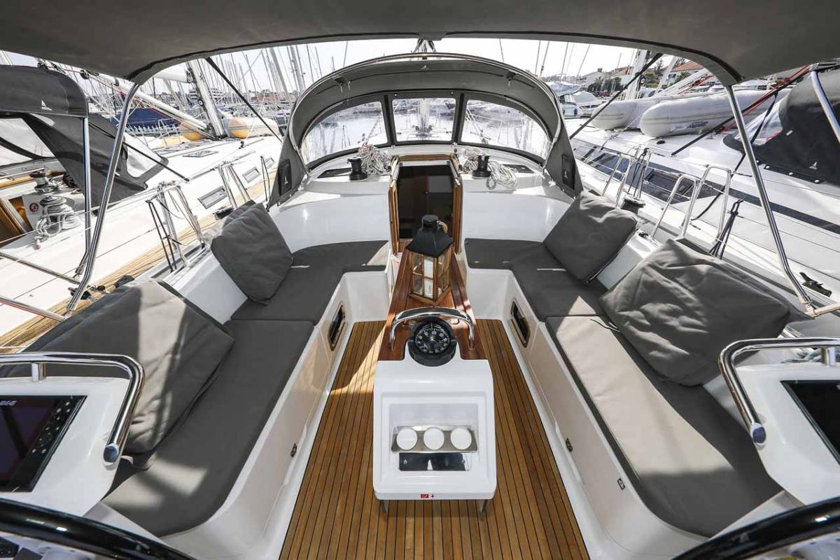 Bavaria Cruiser 46 Style, Studio 963 | Yacht Charter Croatia