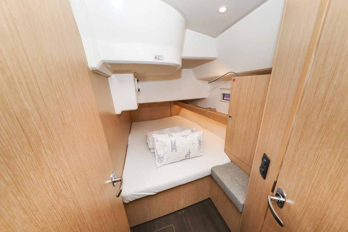 Bavaria Cruiser 46 Style, Studio 963 | Yacht Charter Croatia