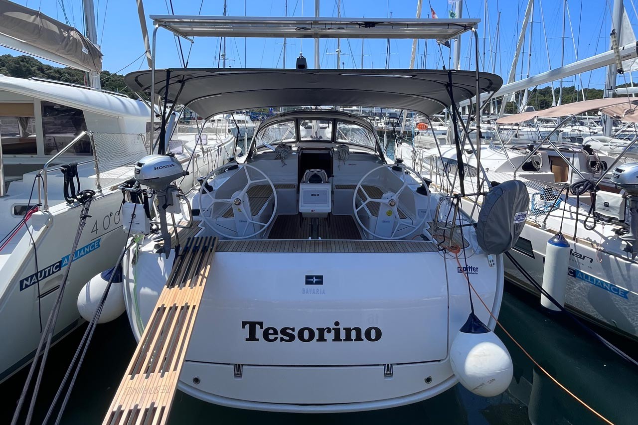 Bavaria Cruiser 46 Style, Tesorino | Yacht Charter Croatia
