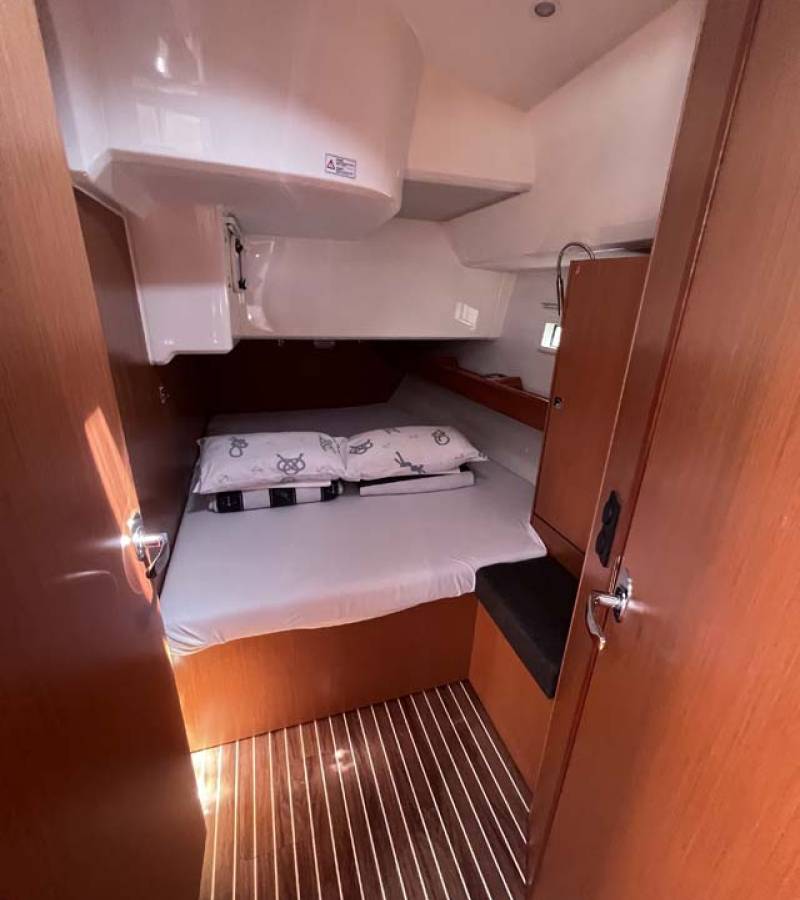 Bavaria Cruiser 46 Style, Tesorino | Yacht Charter Croatia