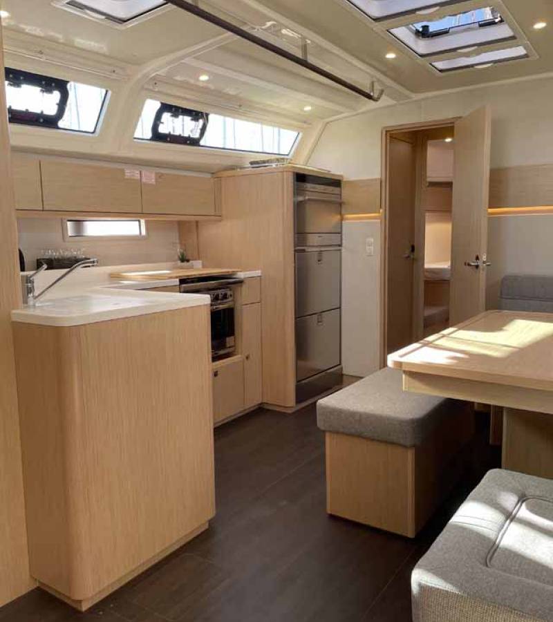 Bavaria Cruiser 46 Style, Cataleya | Yacht Charter Croatia
