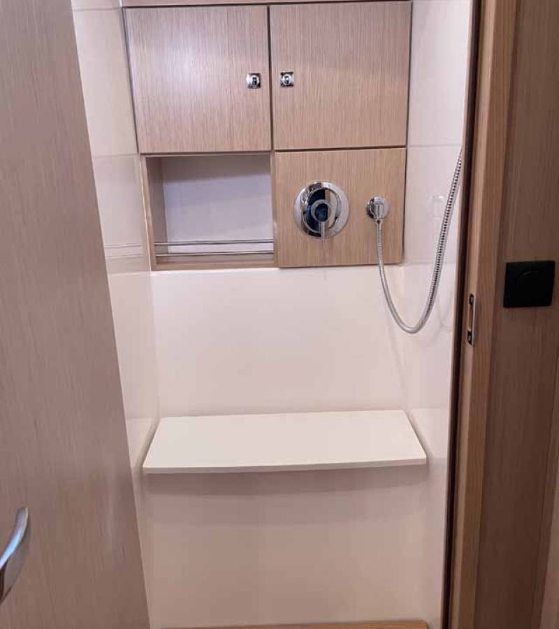 Bavaria Cruiser 46 Style, Cataleya | Yacht Charter Croatia