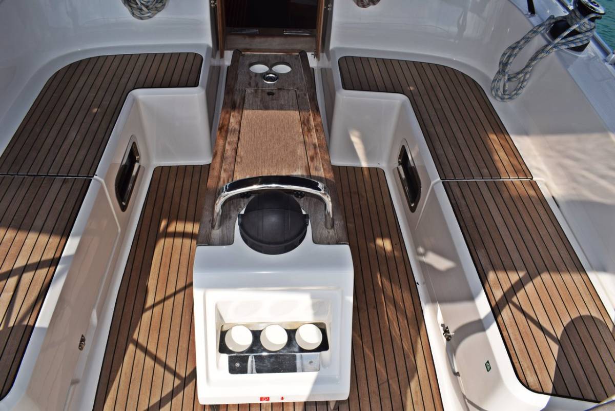 Bavaria Cruiser 46, Lovrečina | Yacht Charter Croatia