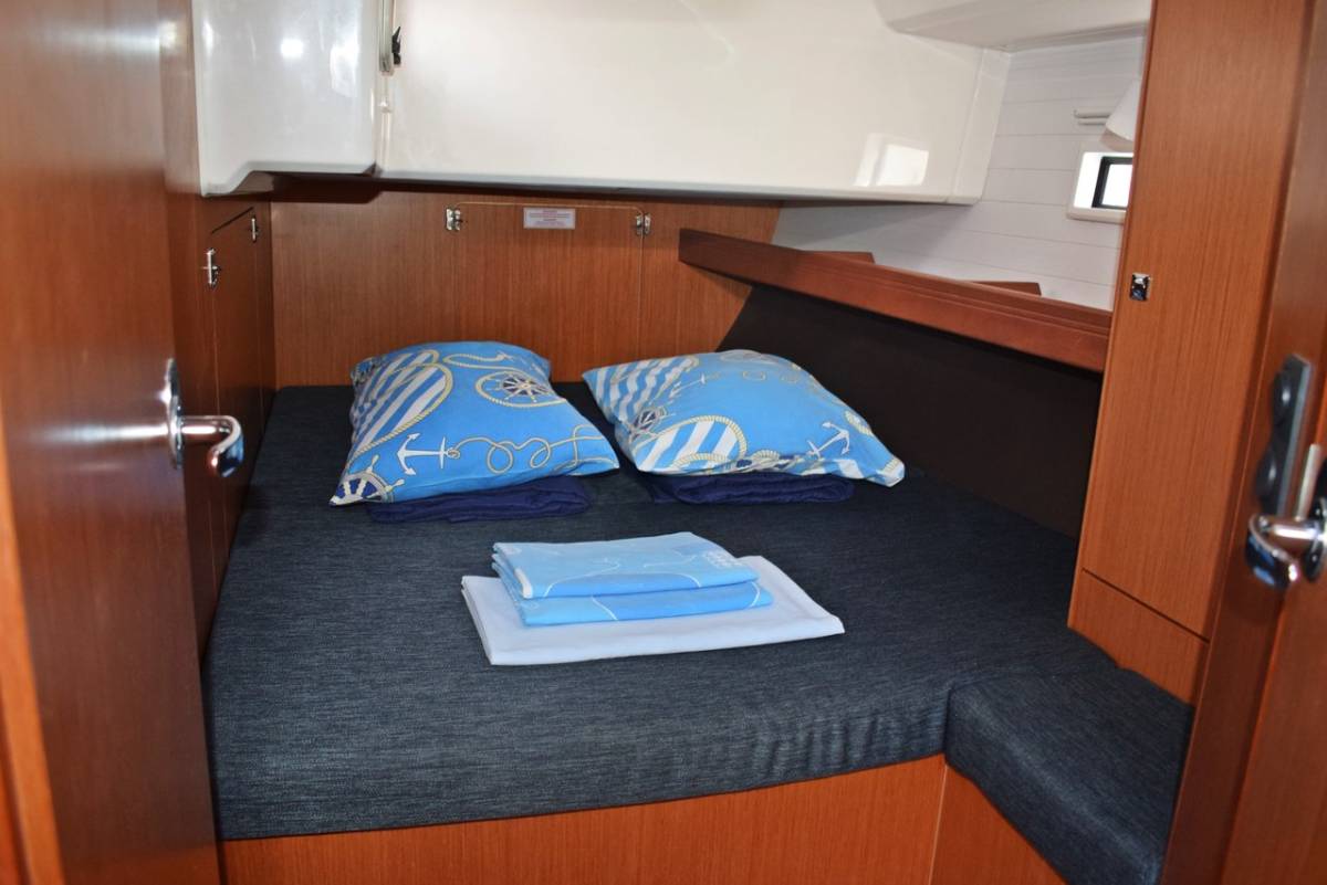 Bavaria Cruiser 46, Lovrečina | Yacht Charter Croatia