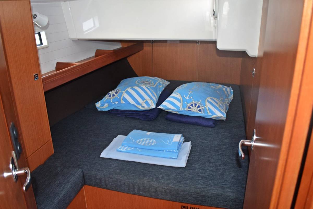 Bavaria Cruiser 46, Lovrečina | Yacht Charter Croatia
