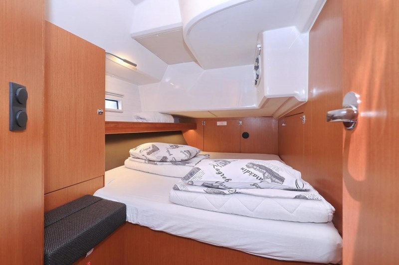 Bavaria Cruiser 46, Angel | Yacht Charter Croatia