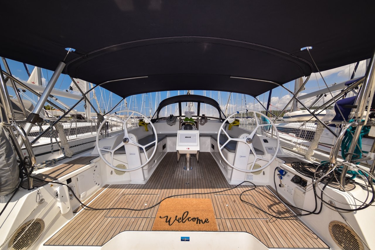 Bavaria Cruiser 46, Paola | Yacht Charter Croatia