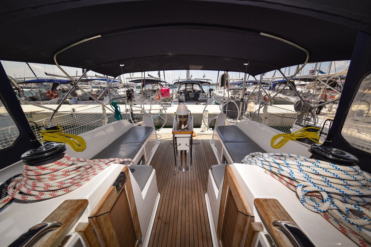 Bavaria Cruiser 46, Paola | Yacht Charter Croatia