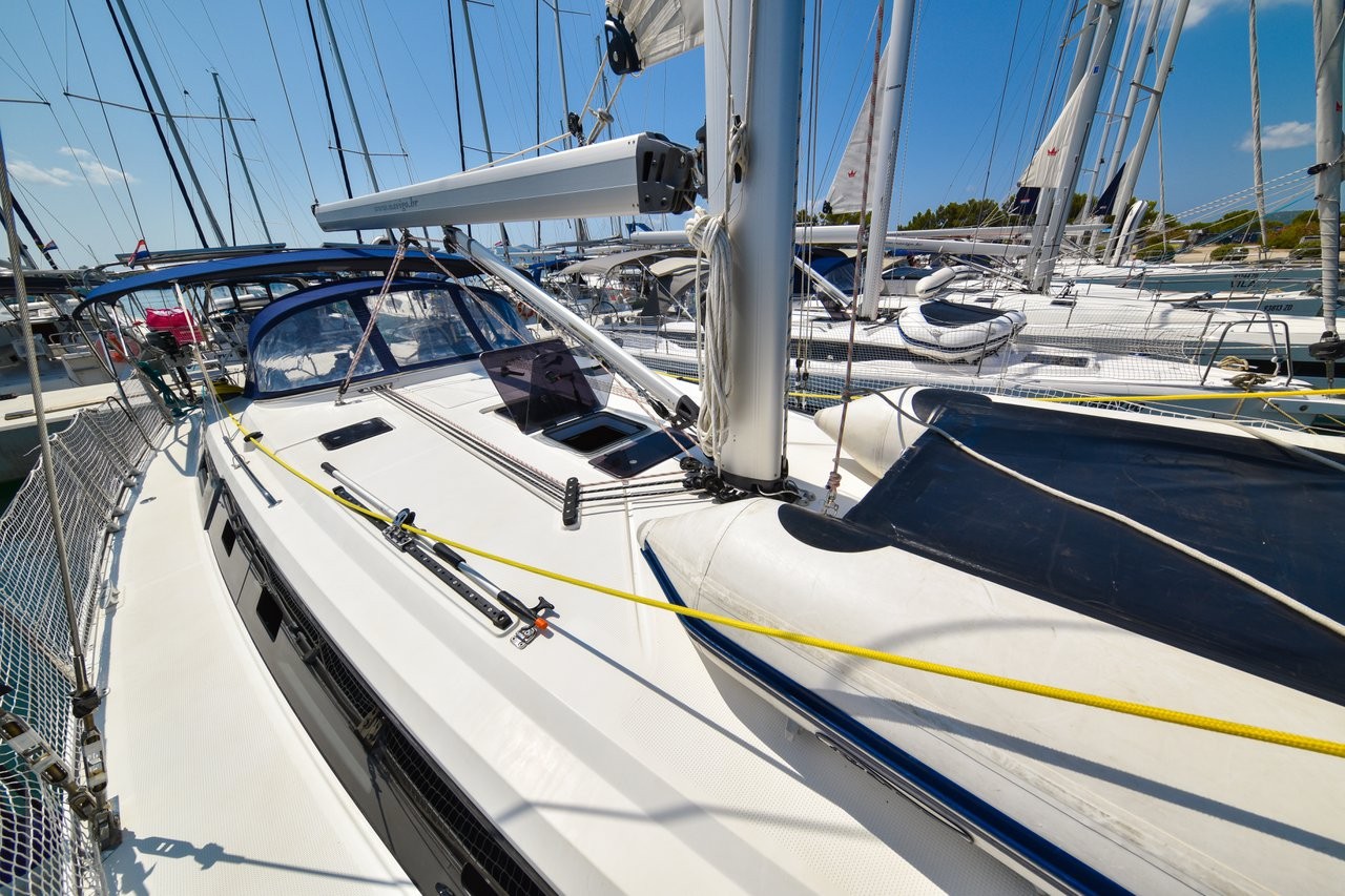 Bavaria Cruiser 46, Paola | Yacht Charter Croatia