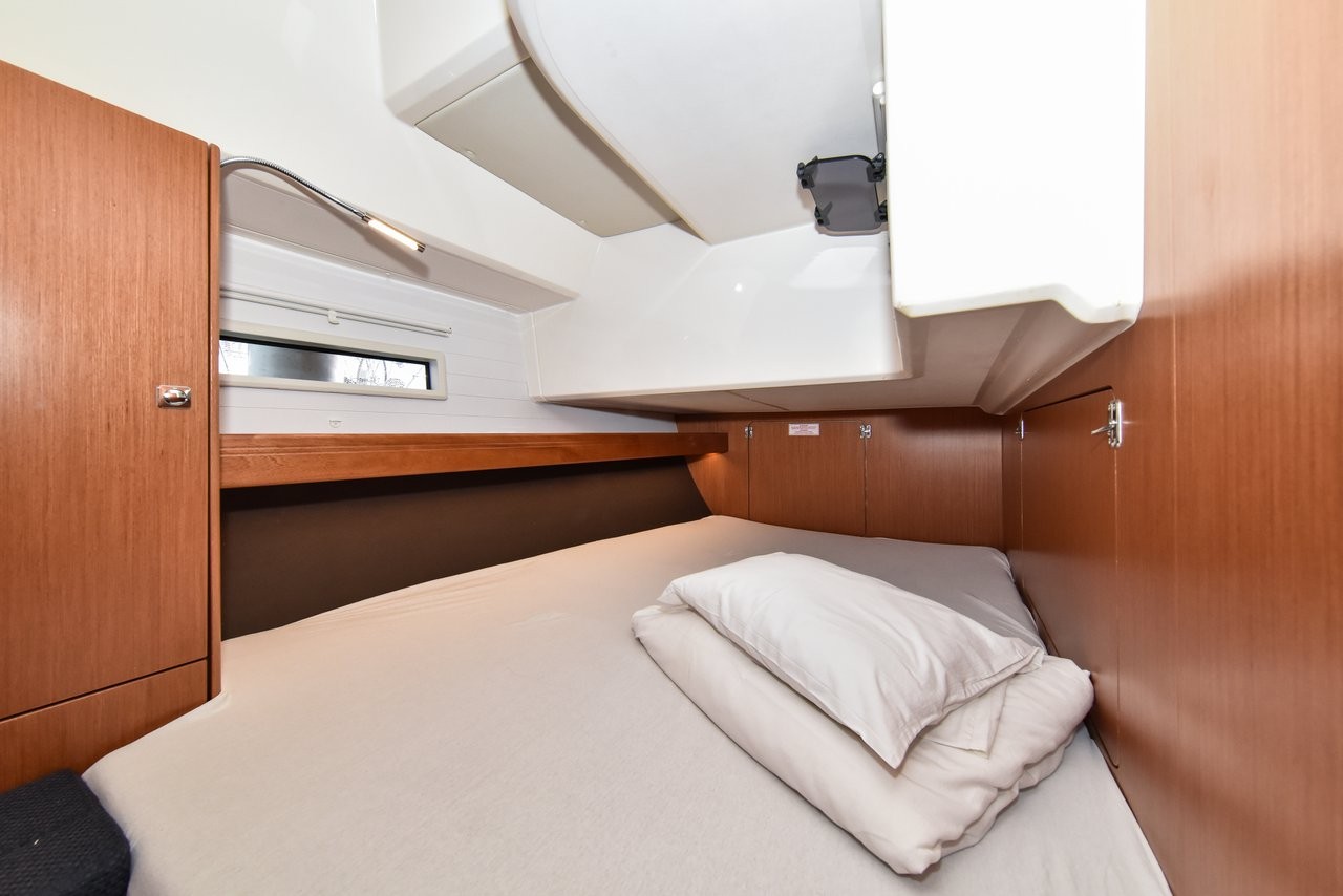 Bavaria Cruiser 46, Paola | Yacht Charter Croatia