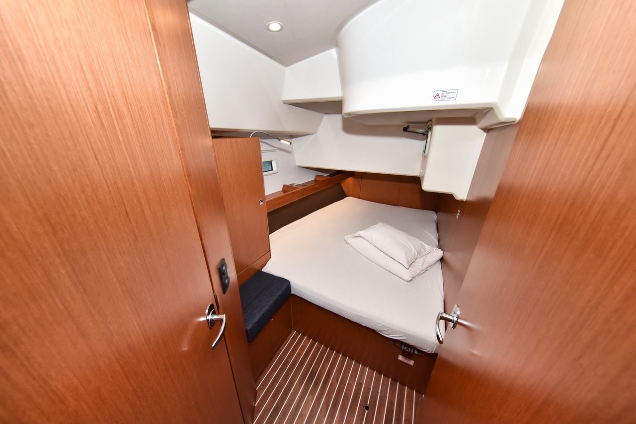 Bavaria Cruiser 46, Paola | Yacht Charter Croatia