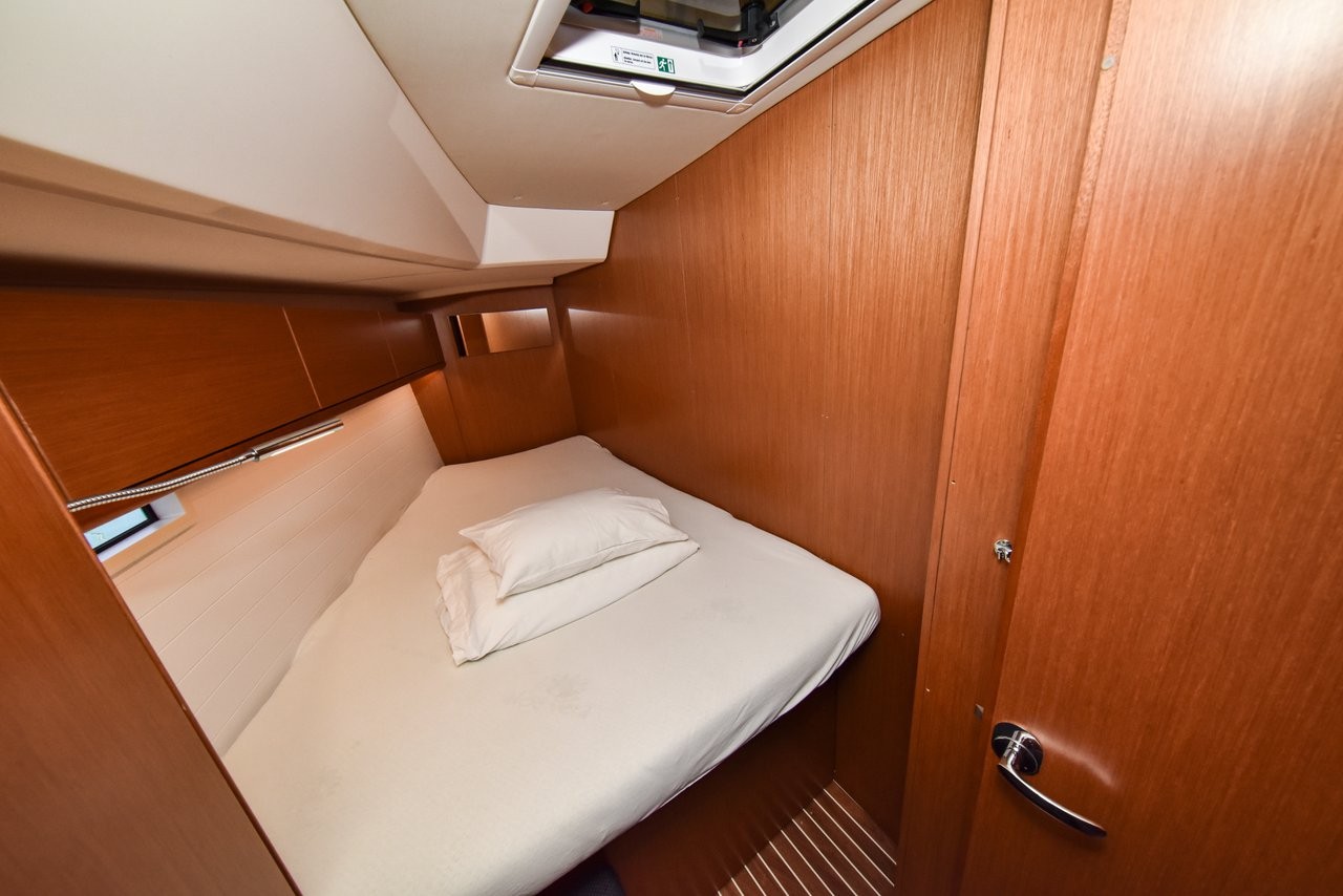 Bavaria Cruiser 46, Paola | Yacht Charter Croatia