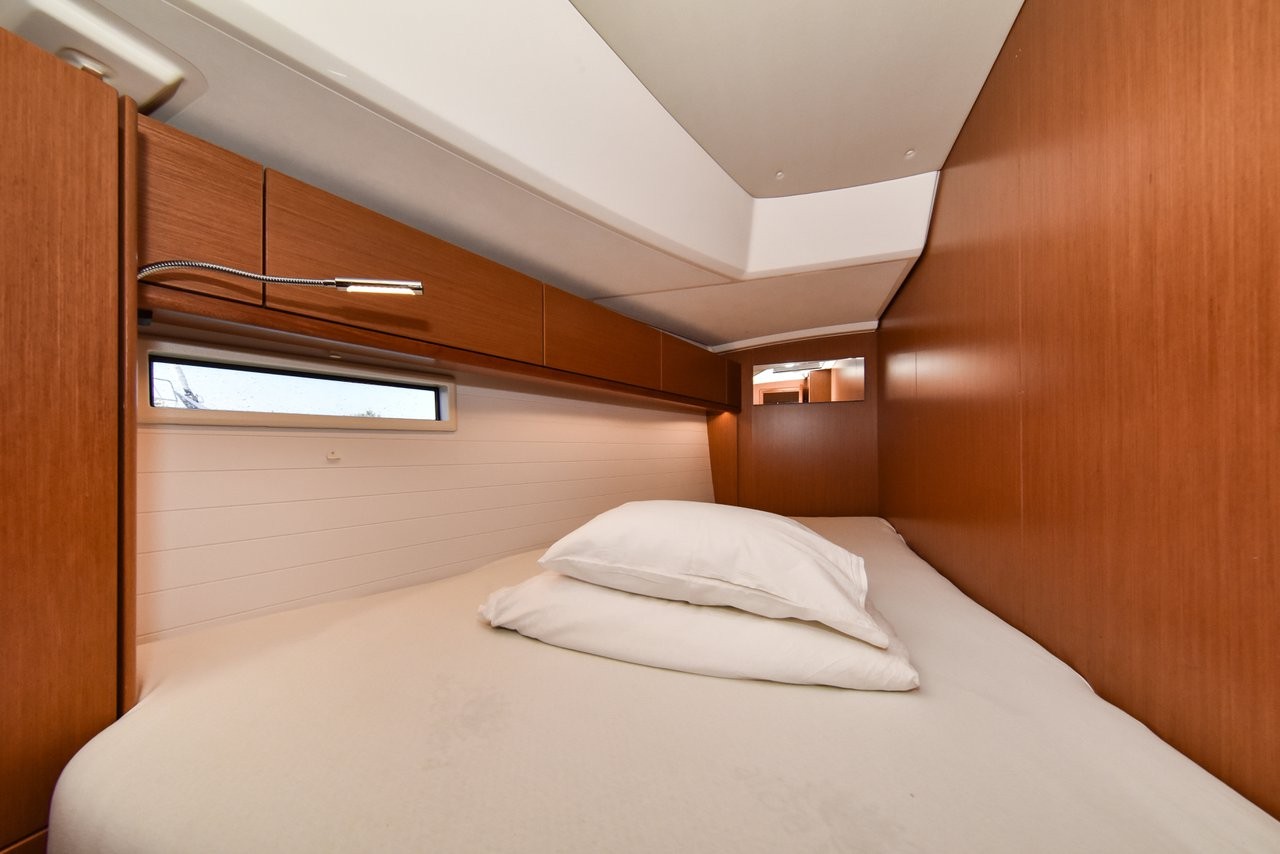 Bavaria Cruiser 46, Paola | Yacht Charter Croatia