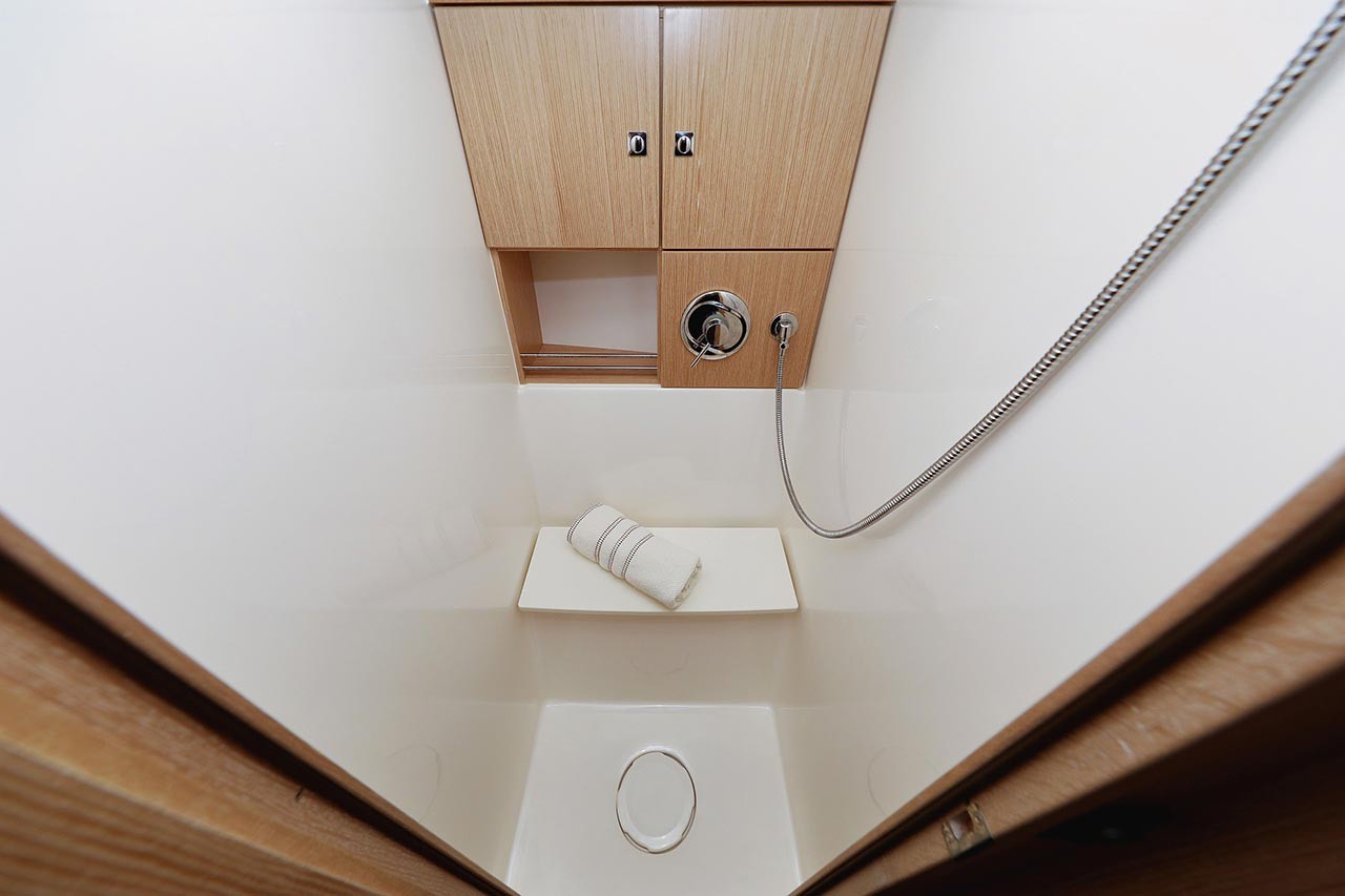 Bavaria Cruiser 46, Sirius | Yacht Charter Croatia