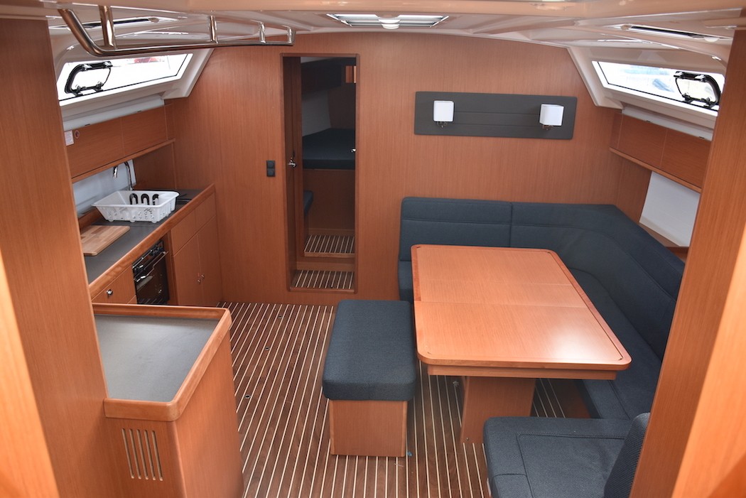 Bavaria Cruiser 46, Malbec | Yacht Charter Croatia