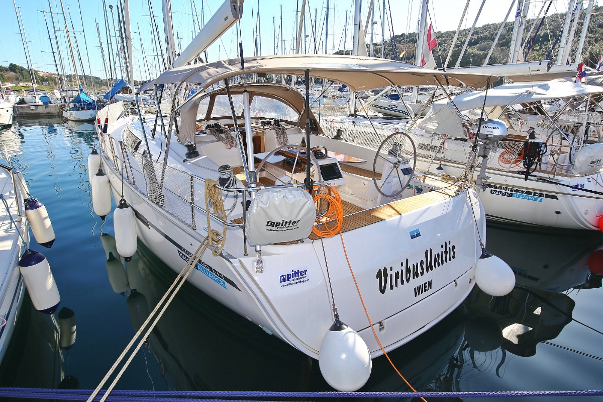 Bavaria Cruiser 46, Viribus Unitis | Yacht Charter Croatia
