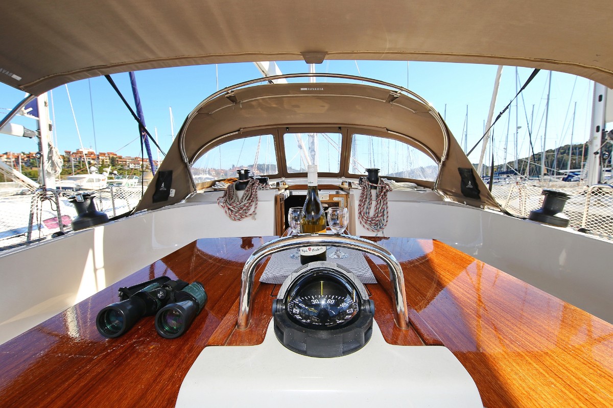 Bavaria Cruiser 46, Viribus Unitis | Yacht Charter Croatia