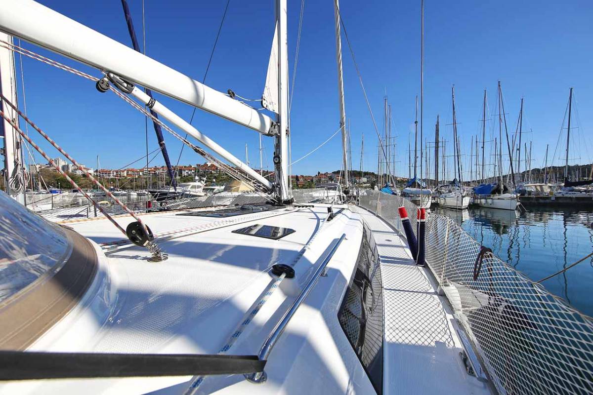 Bavaria Cruiser 46, Viribus Unitis | Yacht Charter Croatia