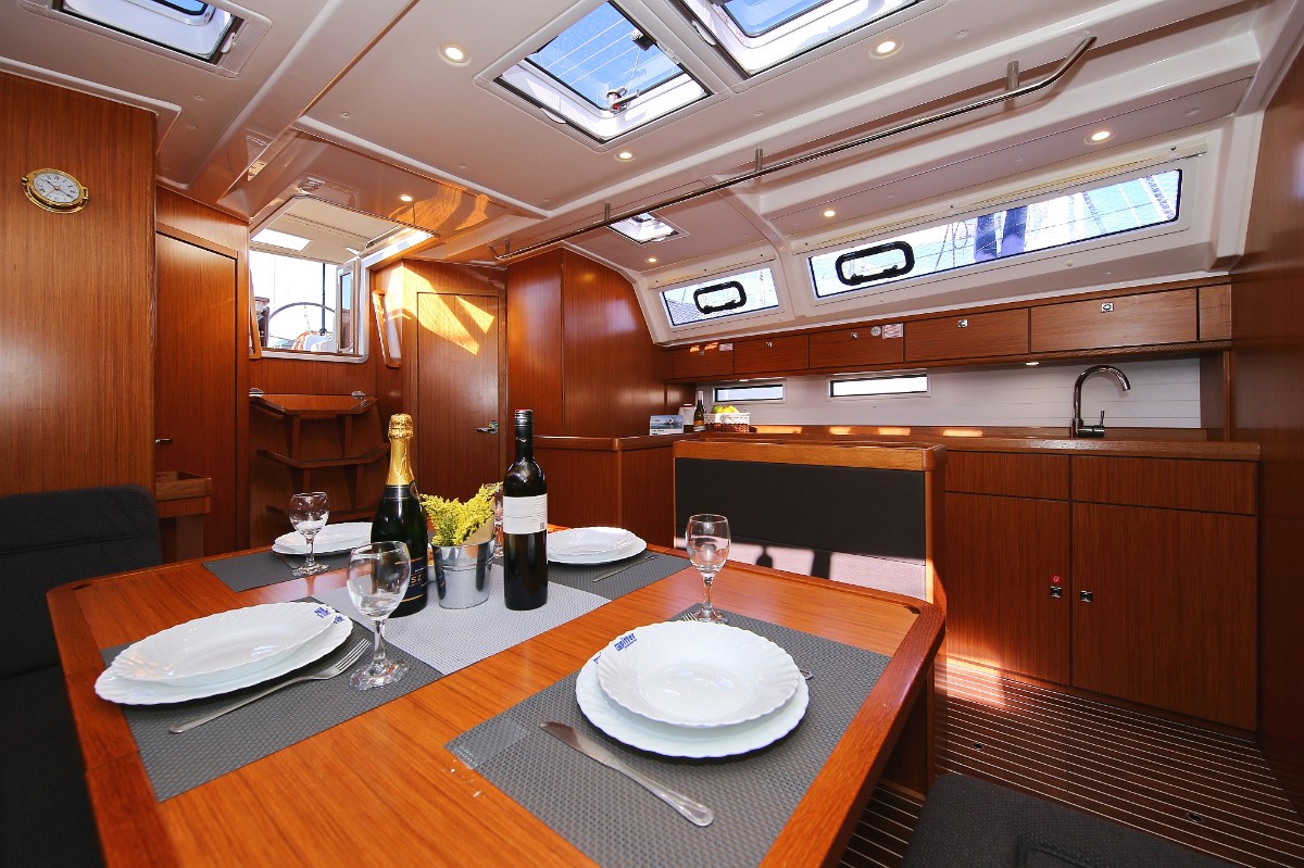 Bavaria Cruiser 46, Viribus Unitis | Yacht Charter Croatia