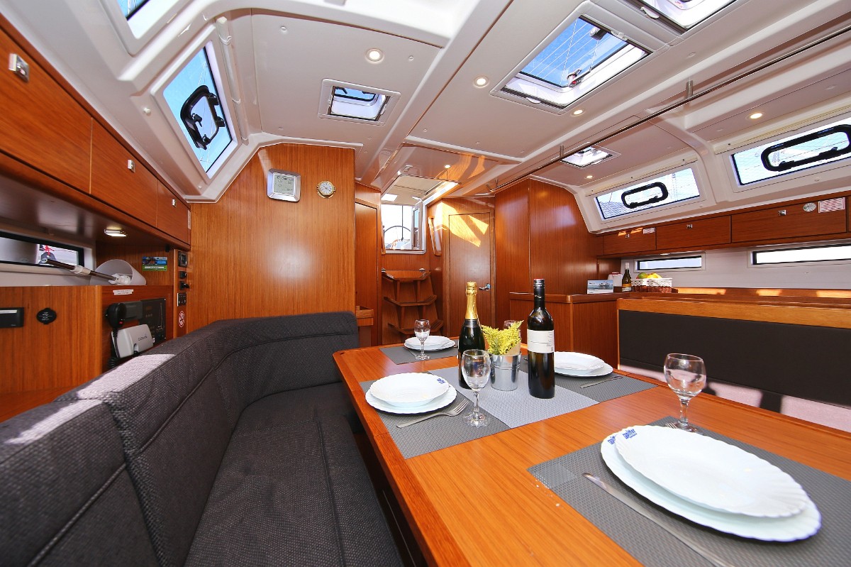 Bavaria Cruiser 46, Viribus Unitis | Yacht Charter Croatia