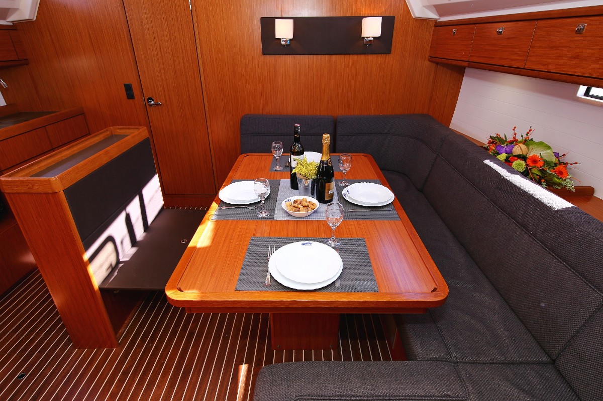 Bavaria Cruiser 46, Viribus Unitis | Yacht Charter Croatia