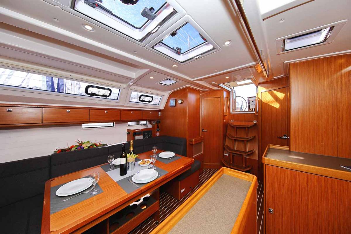 Bavaria Cruiser 46, Viribus Unitis | Yacht Charter Croatia