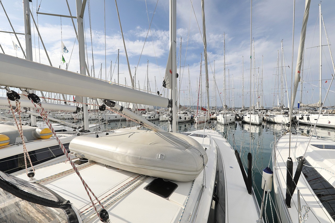 Bavaria Cruiser 46, Neo Star V | Yacht Charter Croatia