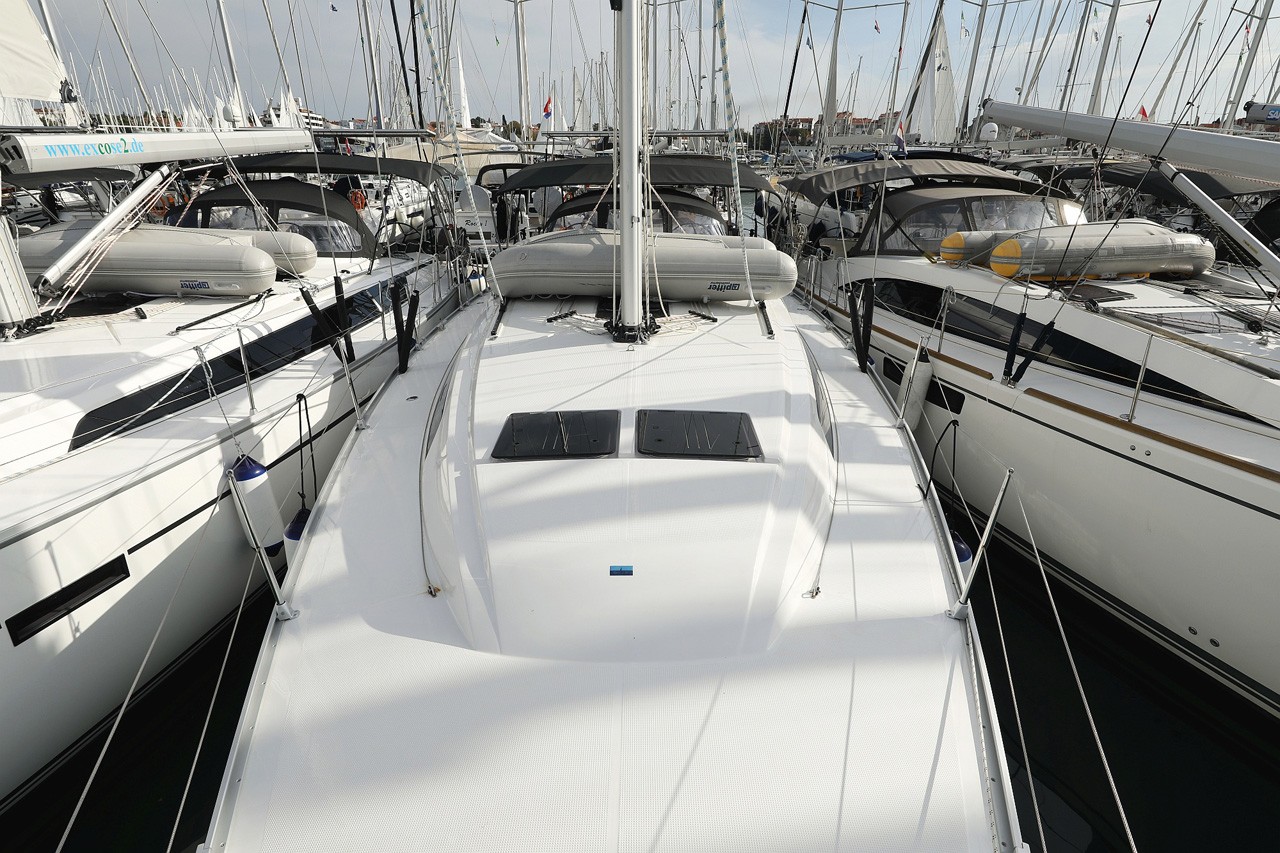Bavaria Cruiser 46, Neo Star V | Yacht Charter Croatia