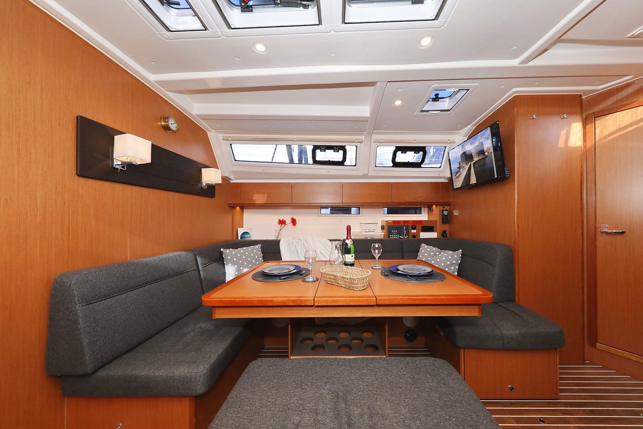 Bavaria Cruiser 46, Neo Star V | Yacht Charter Croatia