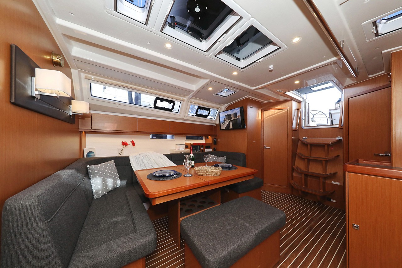 Bavaria Cruiser 46, Neo Star V | Yacht Charter Croatia
