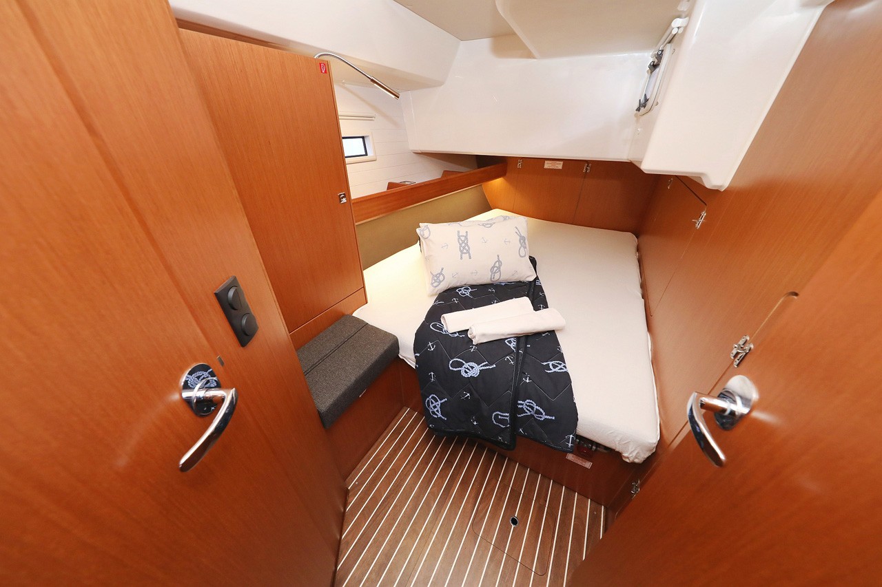 Bavaria Cruiser 46, Neo Star V | Yacht Charter Croatia