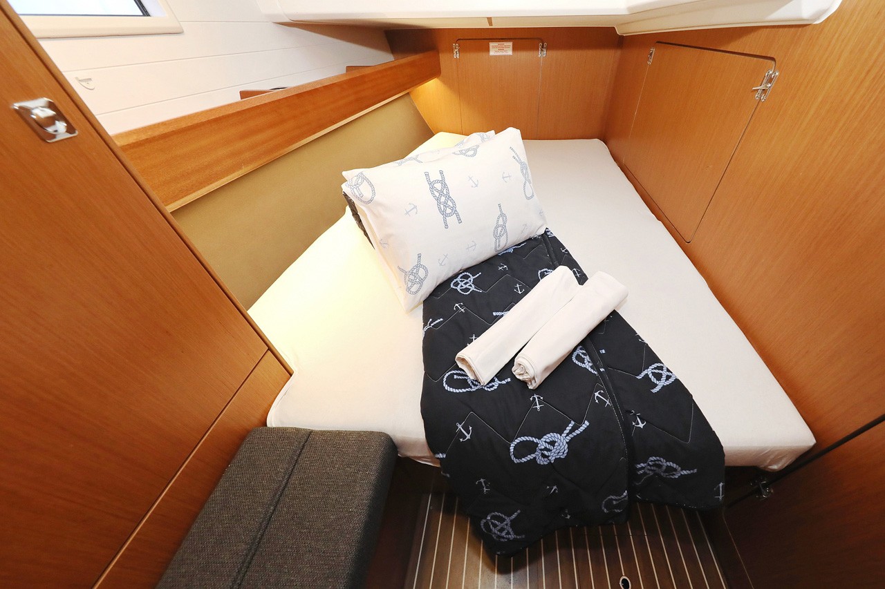 Bavaria Cruiser 46, Neo Star V | Yacht Charter Croatia